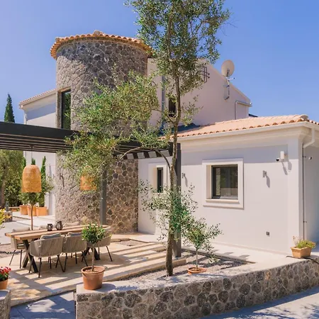 Villa Zervos *